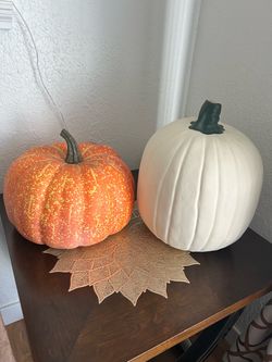 Fall pumpkins