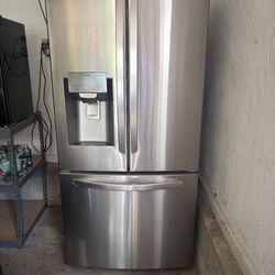 LG LFXS28968s Refrigerator 