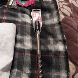 Milwaukee 13" drill bit