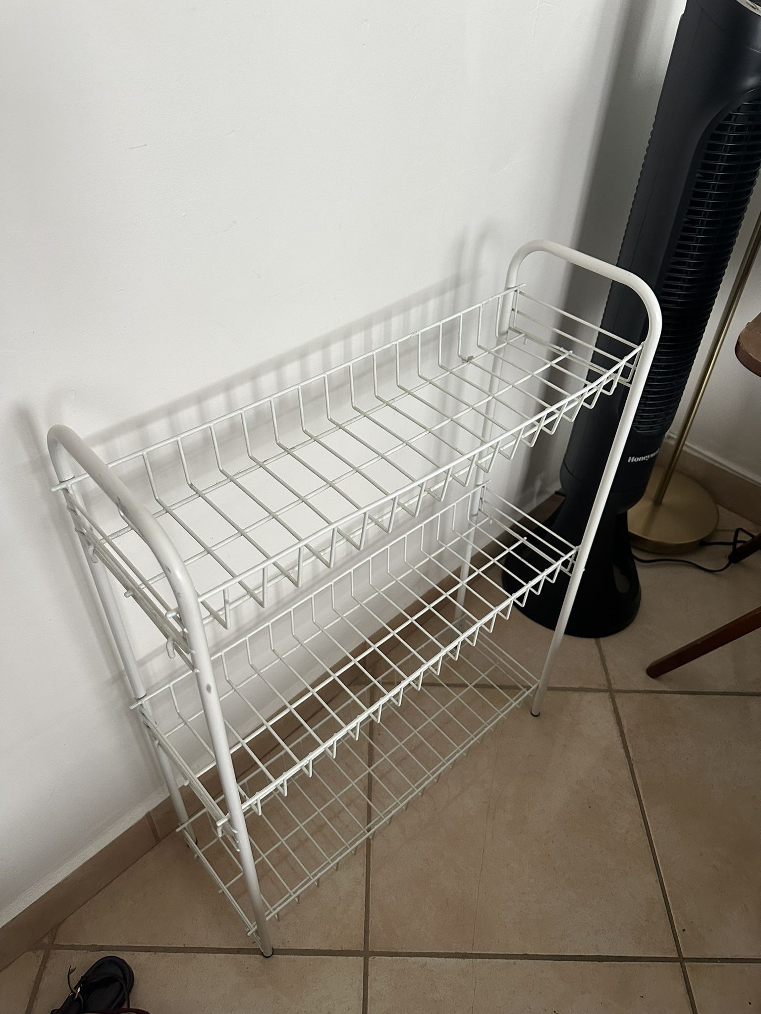 Storage Shelf Unit - Estantería de almacenamiento