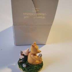 Disney Lenox Winnie the Pooh Thimble Collection Piglet and Pooh Eating Flowers Figurine 