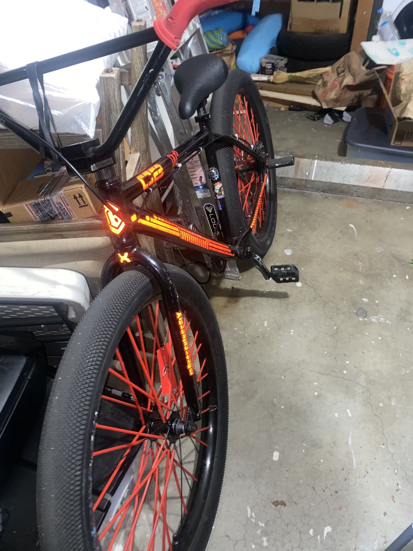 C2 collective Wheelie Bike