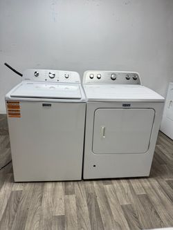 Whirlpool washer and gas dryer