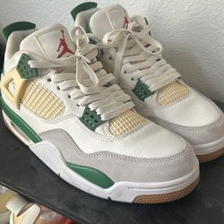 Size 11 Nike SB x Air Jordan 4 Retro SP 'Pine Green'