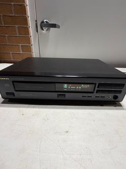 Onkyo DX-710 Single Compact Disc Stereo Player Tested & Working No Remote Clean. Comes with an RCA cable. Used in very good condition and fully funct