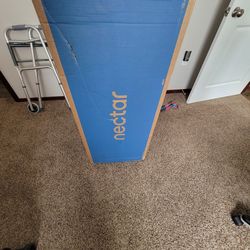 Nectar Premier Memory Foam (King)