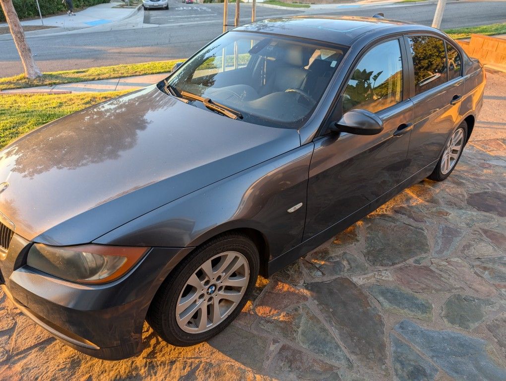 2006 BMW 325i