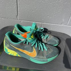 Nike Kevin Durant size 13