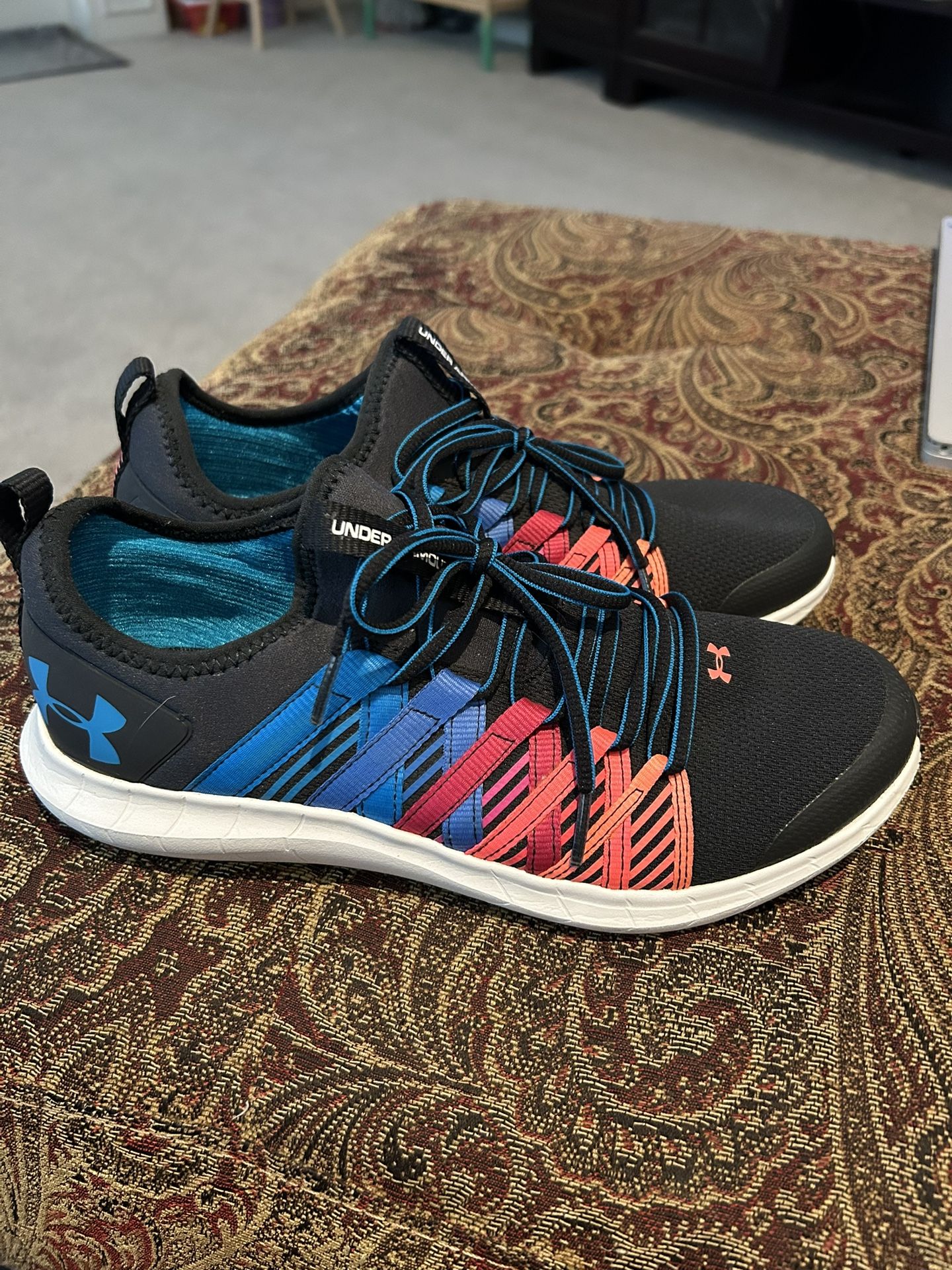 Under Armour Women’s Athletic Shoes Hardly Worn Size 7
