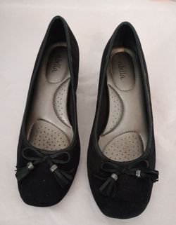 Abella Black Suede Ballet Flats with Tassel Bow Size 7