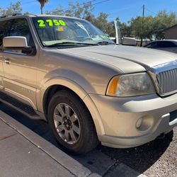 2004 Lincoln Navigator 