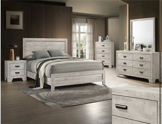 Quality chic Queen bed set-