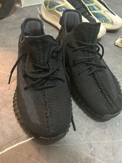 Yeezy size 10