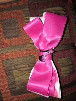 Sassy pink bow. Just perfect for Valentine’s Day