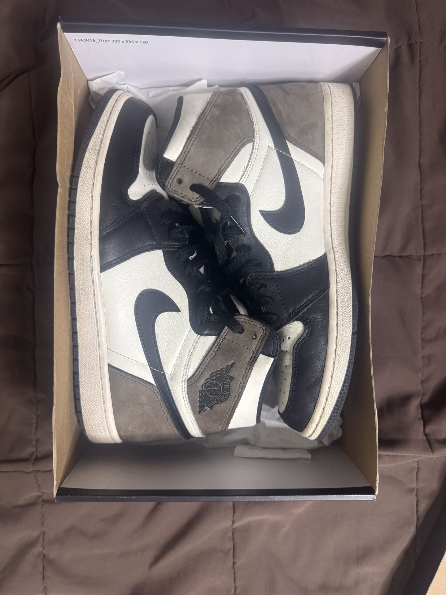 JORDAN MOCHA 1’s SIZE  11 