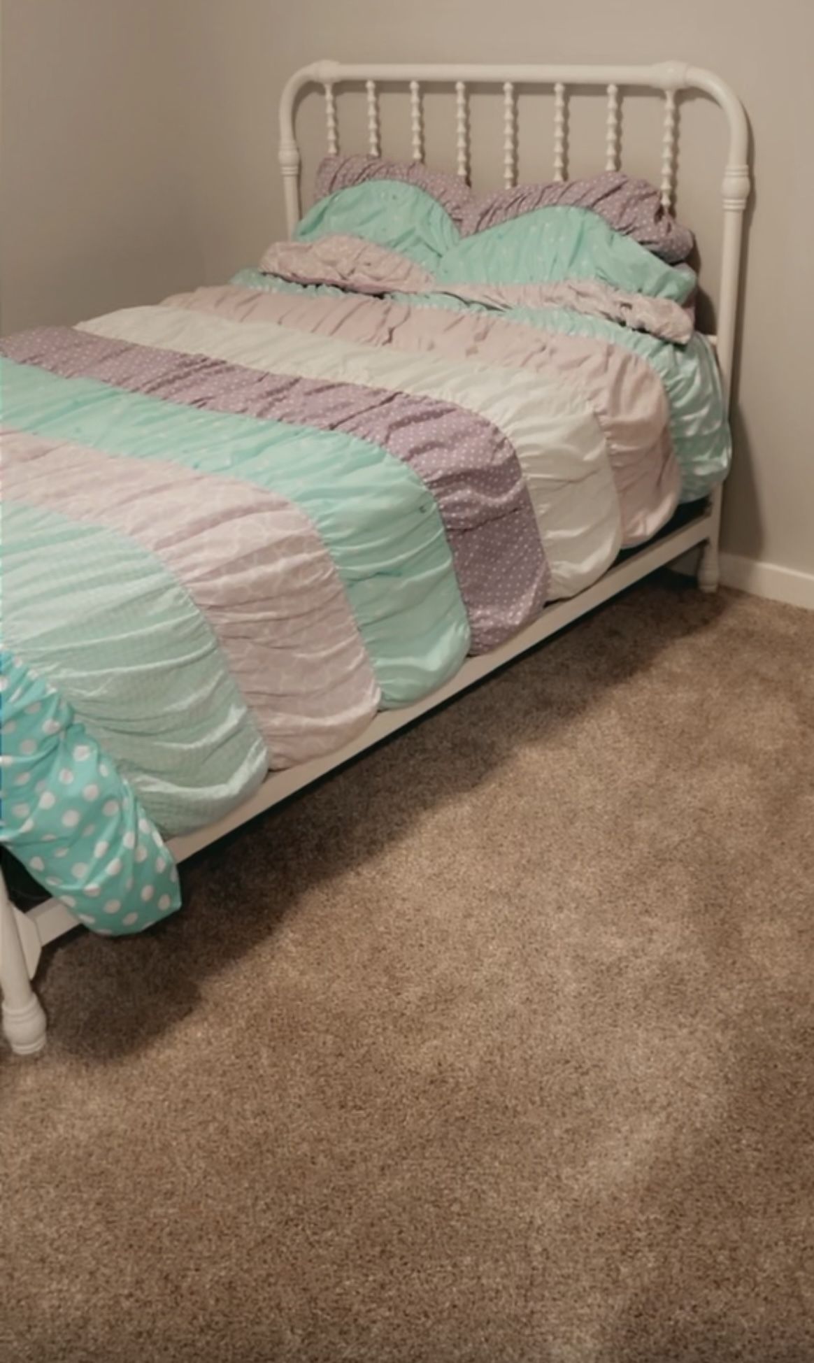 Full Bed Frame 
