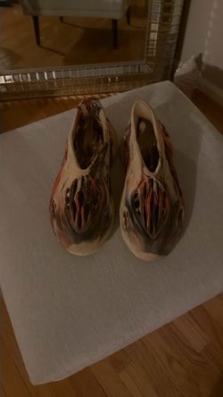 Size 13 Foam Runners