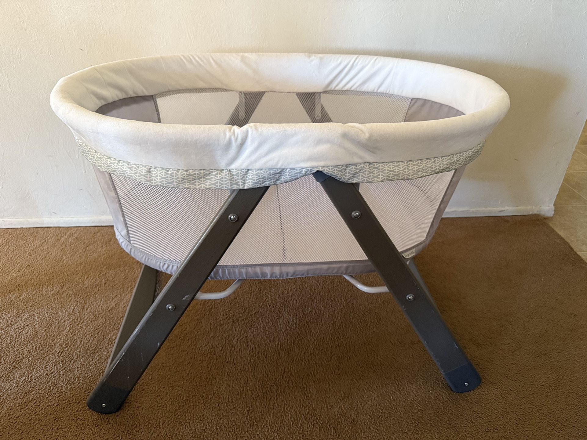 Ingenuity Folding Bassinet 