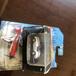 Martial Arts Suit Small And Old Hot wheels And Match Box  Cars 