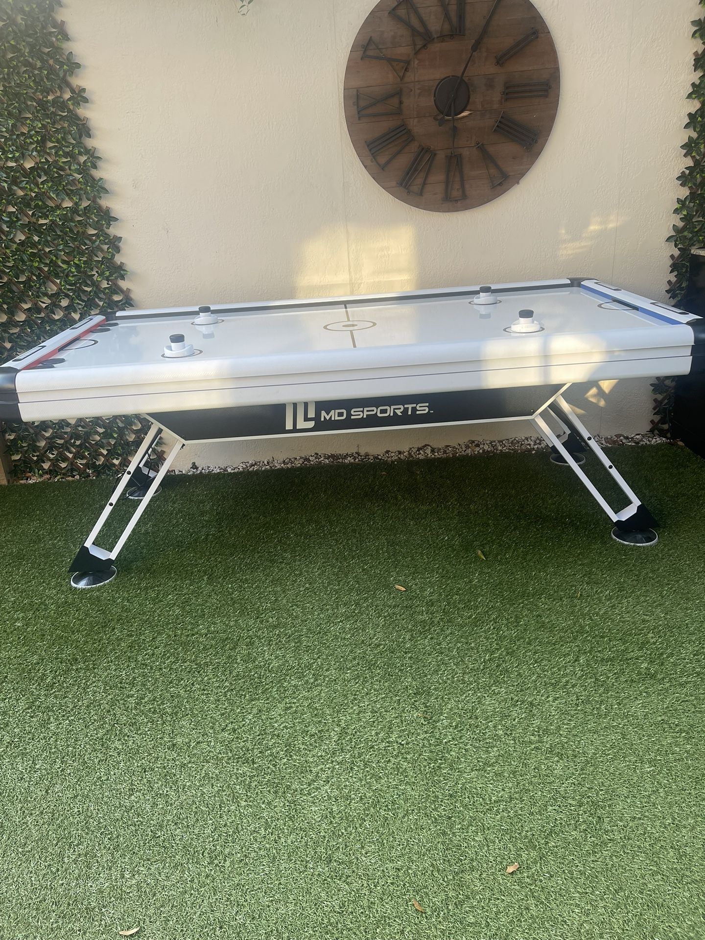 Air Hockey Table