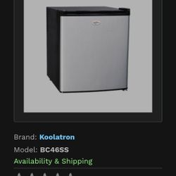 Small Fridge W/Small Freezer Compartment