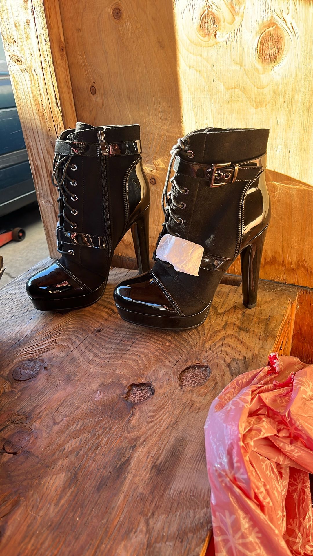 High heel little boots