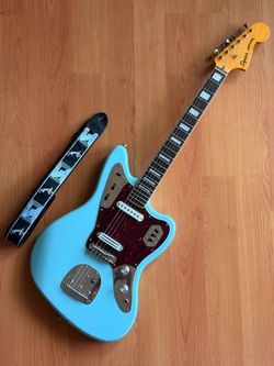 Squier Classic Vibe '70s Jaguar
