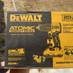 DEWALT Atomic Hammer Drill