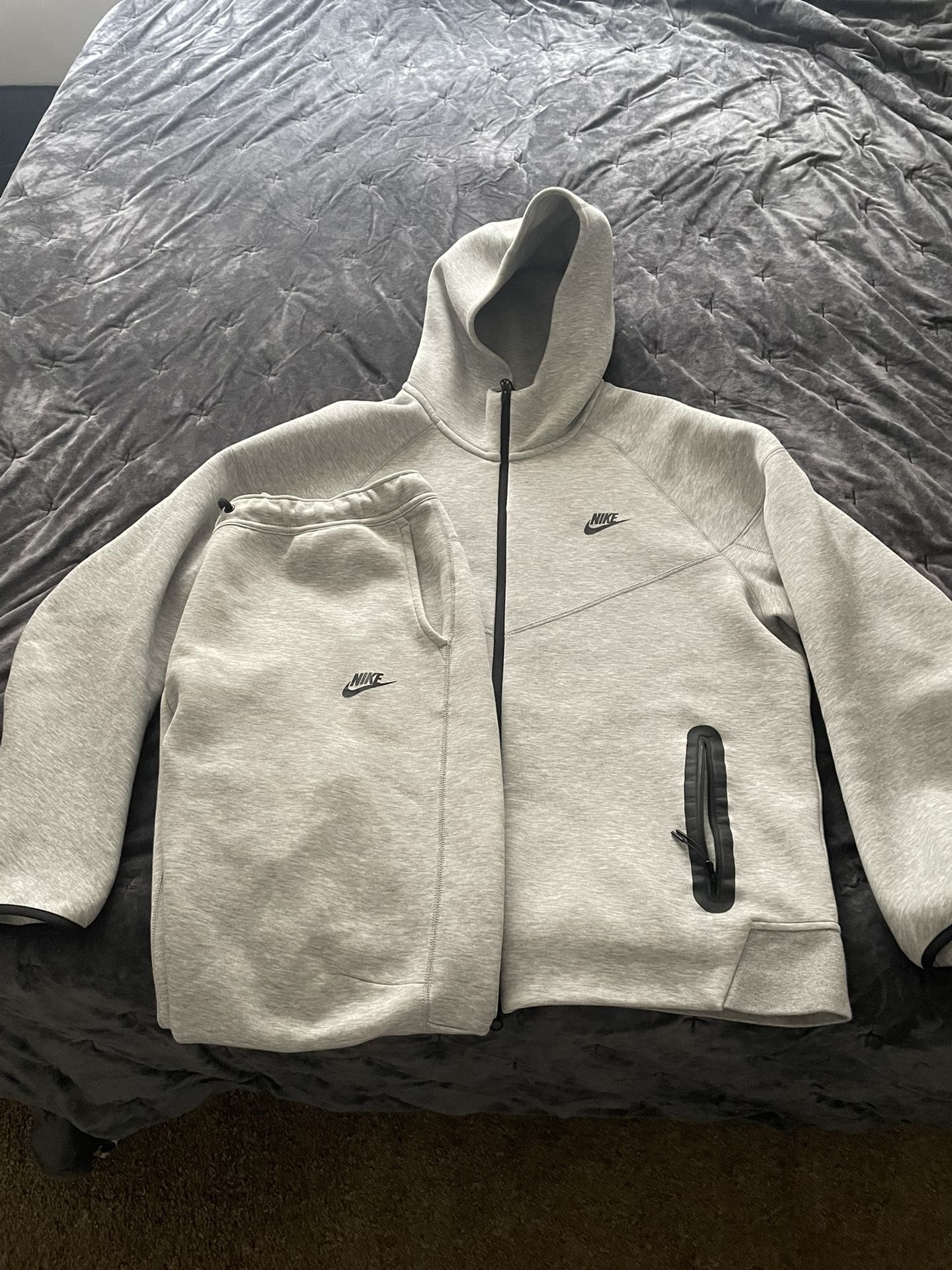 Men’s Nike Tech fleece