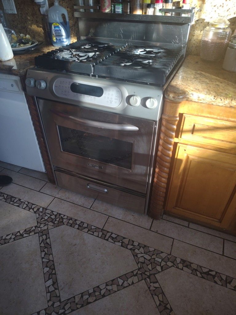 KitchenAid   Stove 30 Inches Wide $300 obo