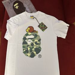 Bathing Ape T-Shirt XL (white&green)