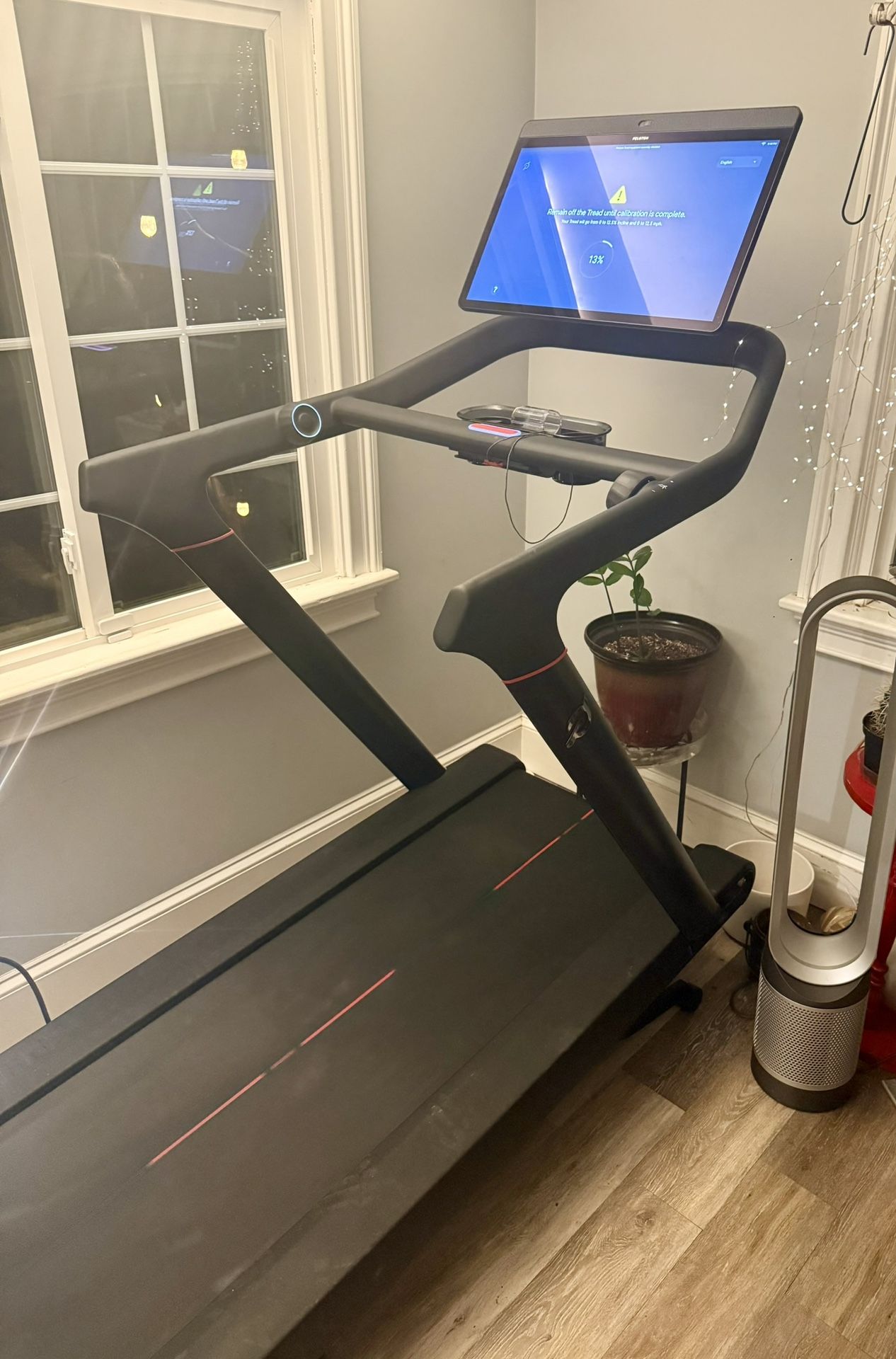 Peloton Premium Smart Treadmill with 24” Touchscreen