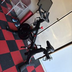Peloton Bike