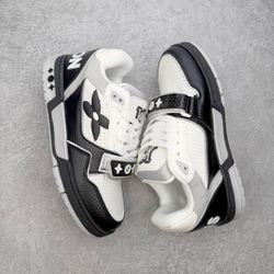 Louis Vuitton LV Trainer Sneakers Black White