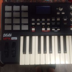 MPK25 Akai Professional