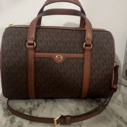 Michael Kors Jet Set Medium Satchel