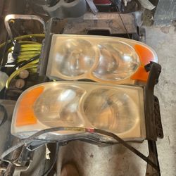 02 Dodge Ram Headlights 