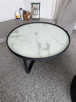 Like New Copenhagen Coffee Table