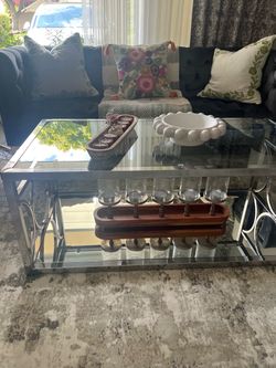 Coffee table , used like new