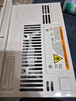 What is provided in the box is provided by e. in my window do not use it