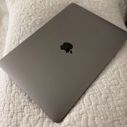 MacBook Air 13inch 2020