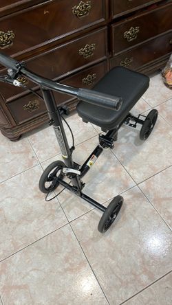 Orthopedic ankle scooter
