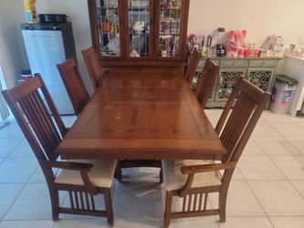 Used dining room set