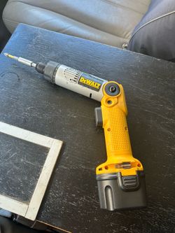 Dewalt screwdriver 7.4 V
