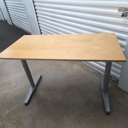 Escritorio Con Silla Para Computadora