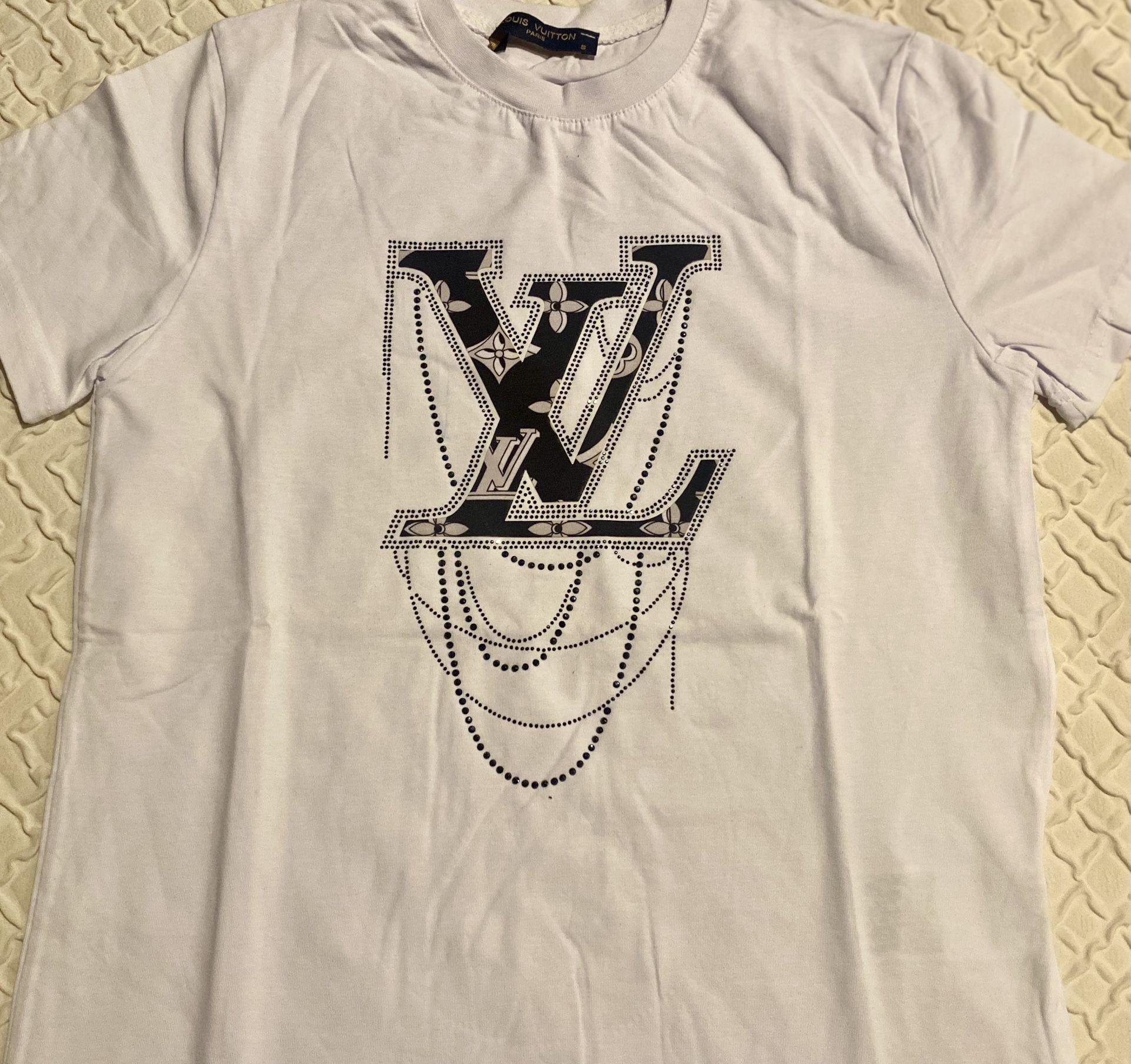 Black Bling LV Shirt for Sale in Grants Pass, OR - OfferUp