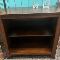 Hooker Furniture End Table Book Shelf
