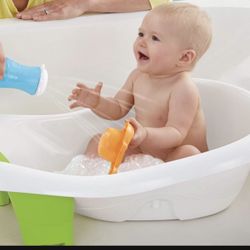 Fisher-Price Baby to Toddler Bath 4-In-1 Sling 'N Seat Tub with Removable Infant Support and 2 Toys, Green