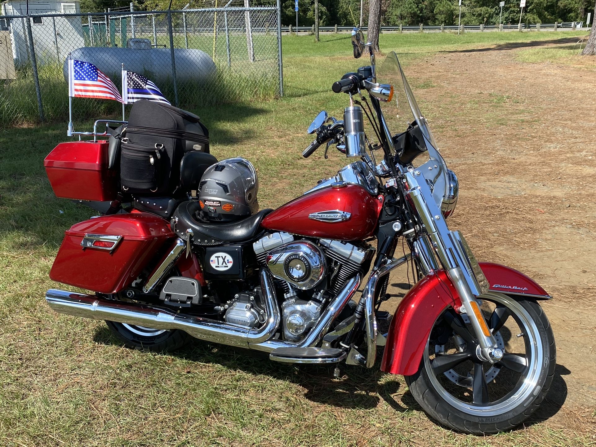 2012 Harley - Davidson FLD Switchback