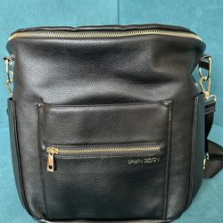 Fawn Design The Original Diaper Bag in Black - Like New